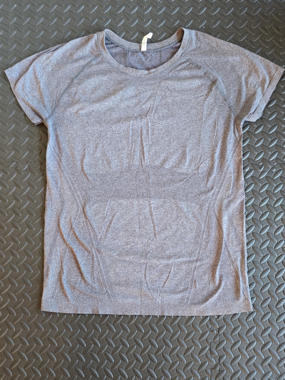 Athleta Momentum Seamless Heather Gray Tee- XL